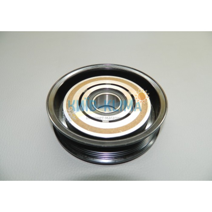 ..Шків с підшипником под DENSO d=130 пазів 7